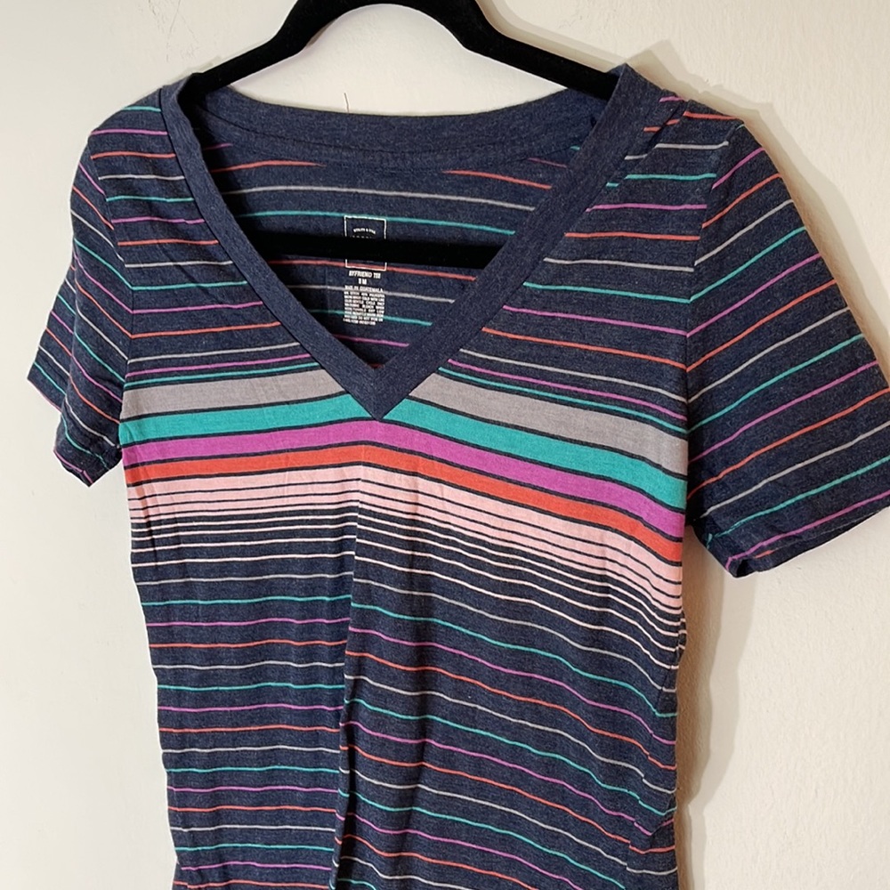 Mossimo V-Neck Striped Tee * - Picture 2 of 7
